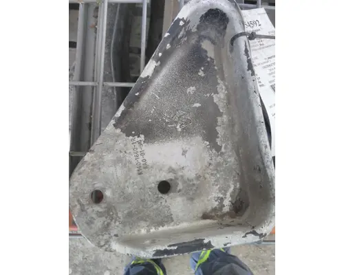 KENWORTH T800B CROSSMEMBER