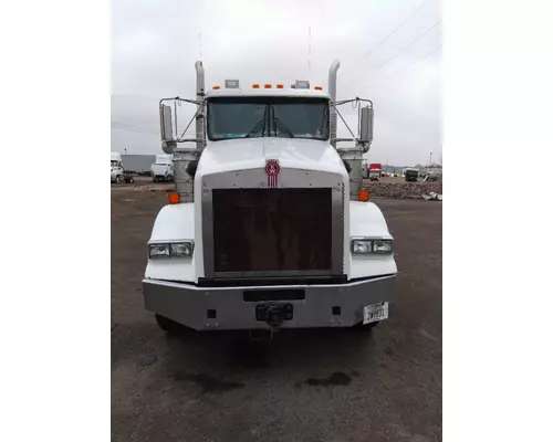 KENWORTH T800B DISMANTLED TRUCK