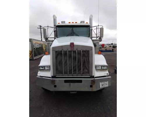 KENWORTH T800B DISMANTLED TRUCK