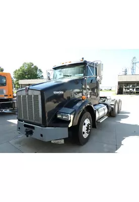 KENWORTH T800B DISMANTLED TRUCK