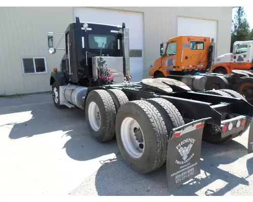 KENWORTH T800B DISMANTLED TRUCK