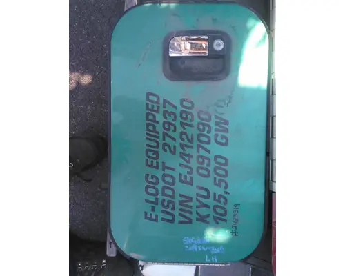 KENWORTH T800B DOOR, COMPARTMENT