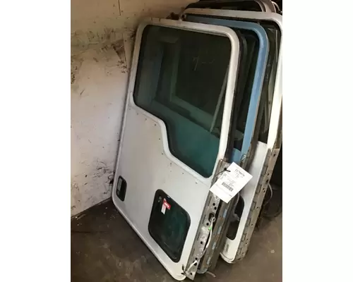 KENWORTH T800B DOOR ASSEMBLY, FRONT