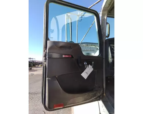 KENWORTH T800B DOOR ASSEMBLY, FRONT