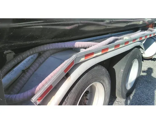 KENWORTH T800B FENDER ASSEMBLY, REAR