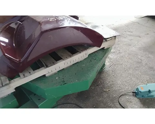 KENWORTH T800B FENDER EXTENSION