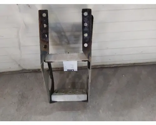 KENWORTH T800B FRAME STEP