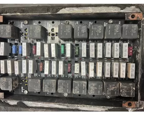 KENWORTH T800B FUSE BOX