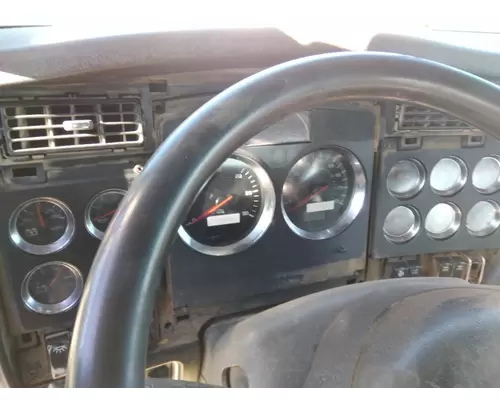 KENWORTH T800B GAUGE CLUSTER