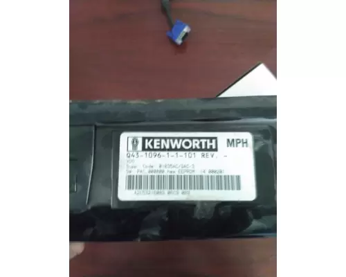 KENWORTH T800B GAUGE SPEEDOMETER