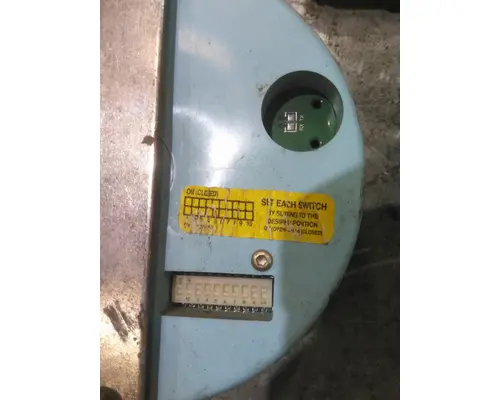 KENWORTH T800B GAUGE SPEEDOMETER