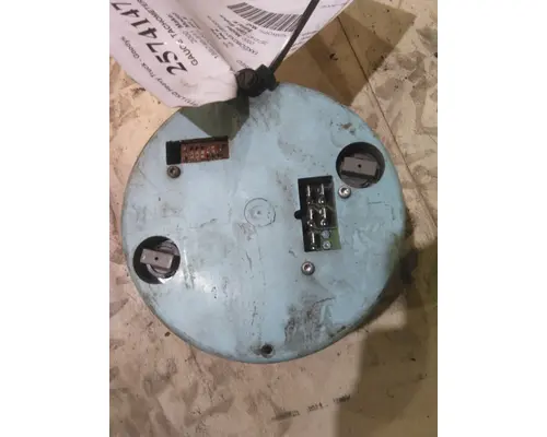 KENWORTH T800B GAUGE TACHOMETER