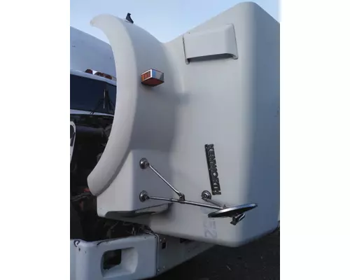 KENWORTH T800B HOOD