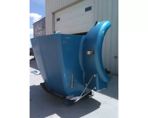 KENWORTH T800B HOOD