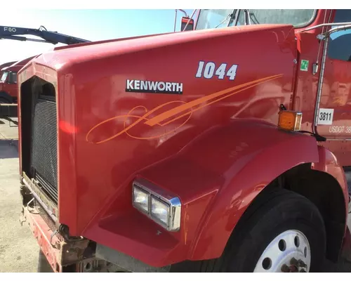 KENWORTH T800B HOOD