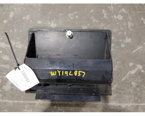 KENWORTH T800B INTERIOR PARTS, MISC.