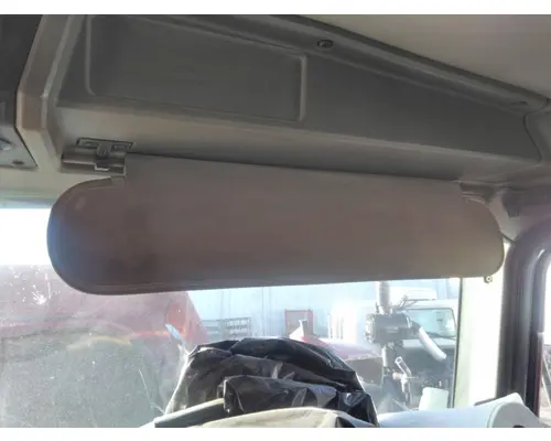 KENWORTH T800B INTERIOR SUN VISOR