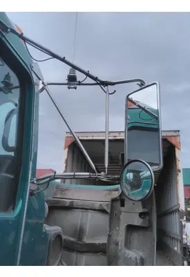 KENWORTH T800B MIRROR ASSEMBLY CAB/DOOR
