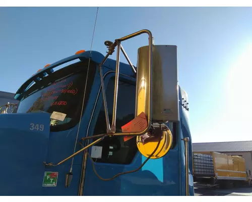KENWORTH T800B MIRROR ASSEMBLY CABDOOR