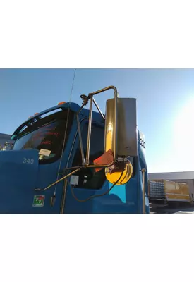 KENWORTH T800B MIRROR ASSEMBLY CAB/DOOR
