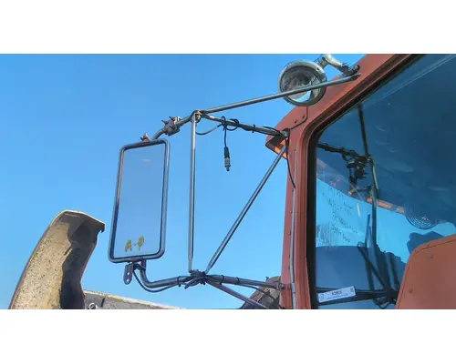 KENWORTH T800B MIRROR ASSEMBLY CABDOOR