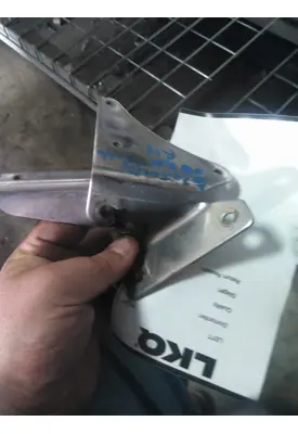 KENWORTH T800B MIRROR COMPONENTS