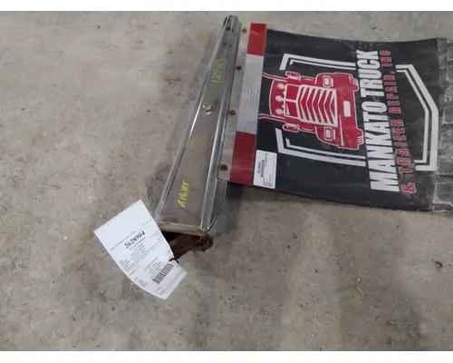 KENWORTH T800B MUD FLAP HANGER