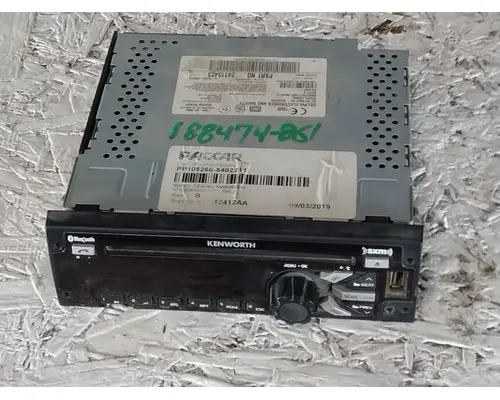 KENWORTH T800B RADIO AMFMBLUETOOTH