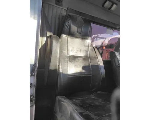 KENWORTH T800B SEAT, FRONT