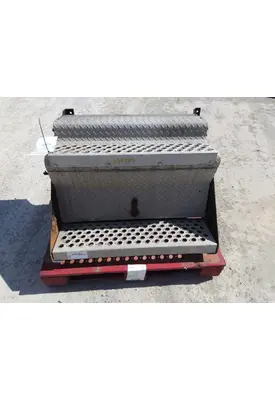 KENWORTH T800B TOOL BOX