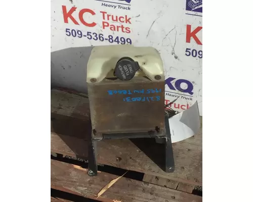 KENWORTH T800B WINDSHIELD WASHER RESERVOIR