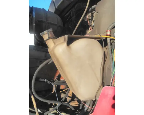 KENWORTH T800B WINDSHIELD WASHER RESERVOIR