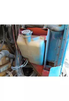 KENWORTH T800B WINDSHIELD WASHER RESERVOIR