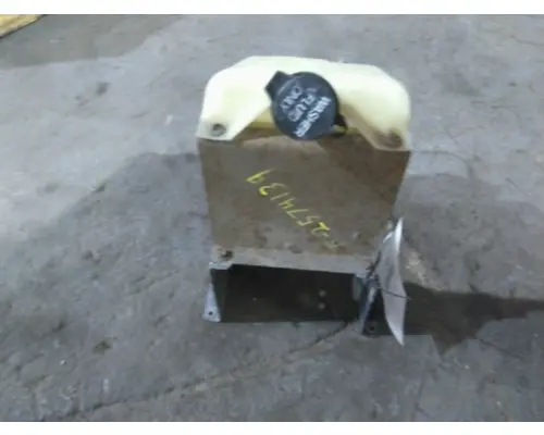 KENWORTH T800B WINDSHIELD WASHER RESERVOIR