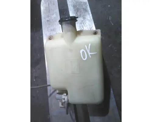 KENWORTH T800B WINDSHIELD WASHER RESERVOIR