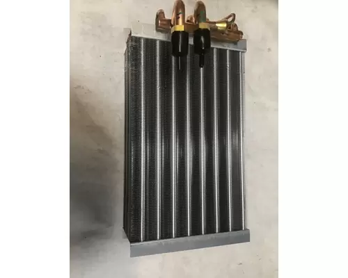 KENWORTH T800 Air Conditioner Condenser