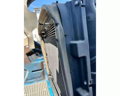 KENWORTH T800 Air Conditioner Condenser