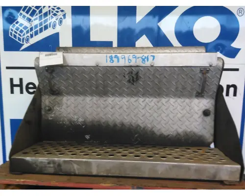 KENWORTH T800 BATTERY BOX