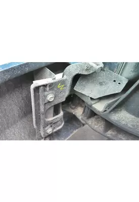 KENWORTH T800 BUMPER BRACKET