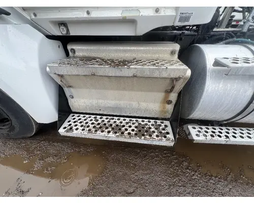KENWORTH T800 Battery Box