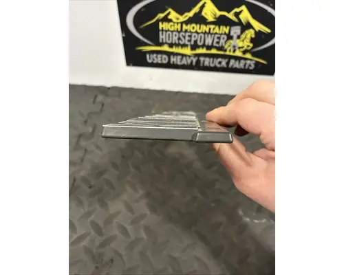 KENWORTH T800 Body Parts, Misc.