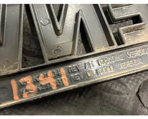 KENWORTH T800 Body Parts, Misc.