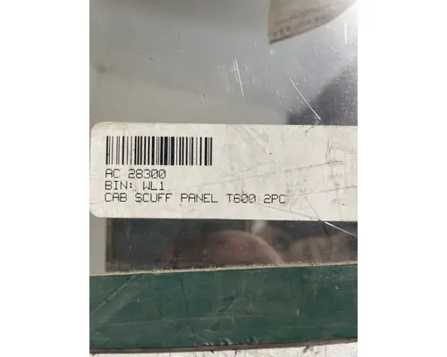 KENWORTH T800 Body Parts, Misc.