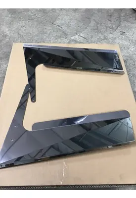 KENWORTH T800 Body Parts, Misc.
