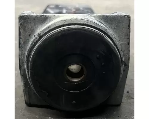 KENWORTH T800 Brackets, Misc.