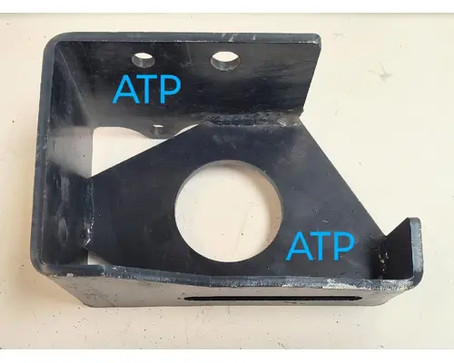 KENWORTH T800 Brackets, Misc.