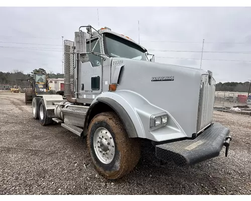 KENWORTH T800 Bumper Assembly, Front