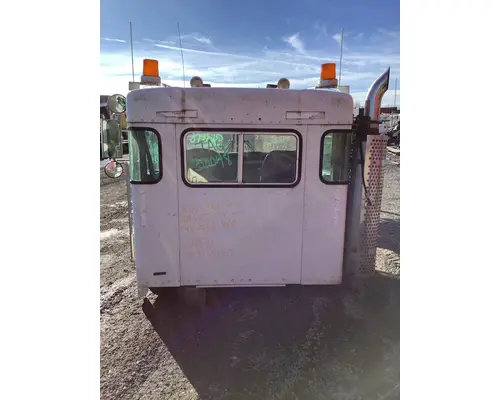 KENWORTH T800 CAB ASSEMBLY