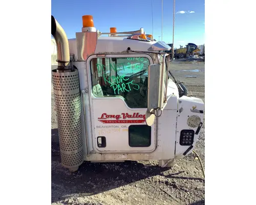 KENWORTH T800 CAB ASSEMBLY