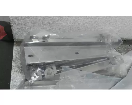 KENWORTH T800 CAB CLIP